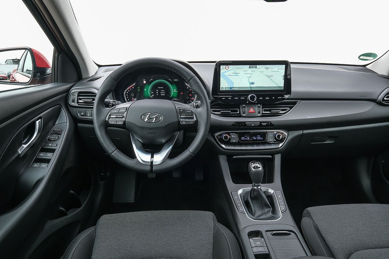 Hyundai Familienkutsche i30 Kombi interieur Sitze Multidisplay