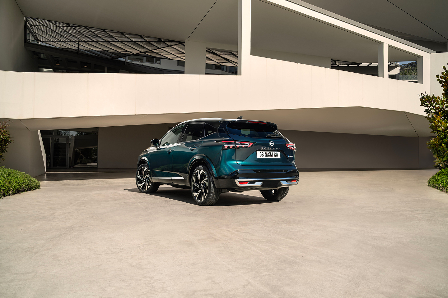 Nissan Qahqai Deep Ocean Blue SUV_Heckansicht Modern